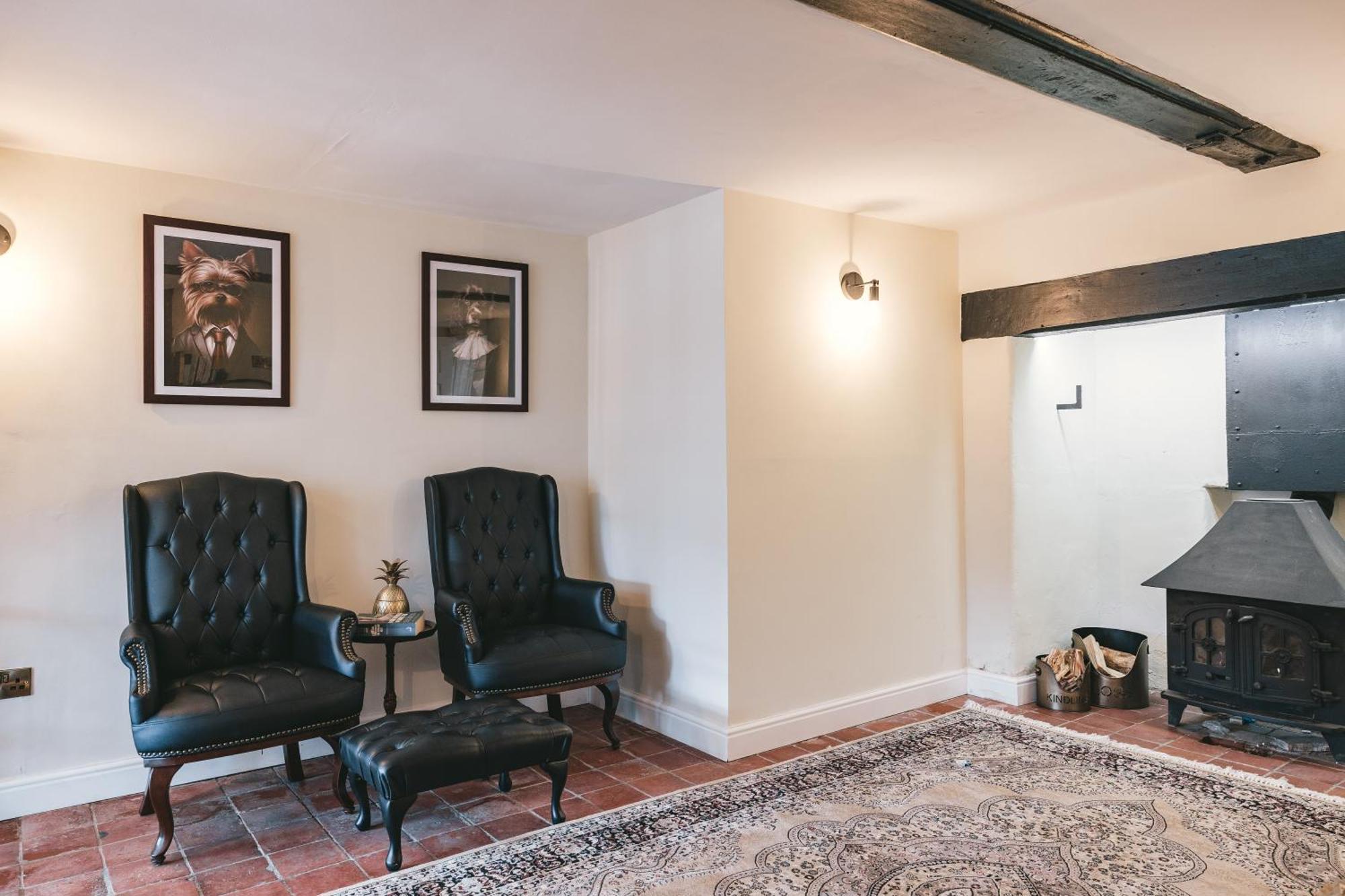 House With A Cinema And Games Room, Sleeps 17 Shrewsbury Extérieur photo