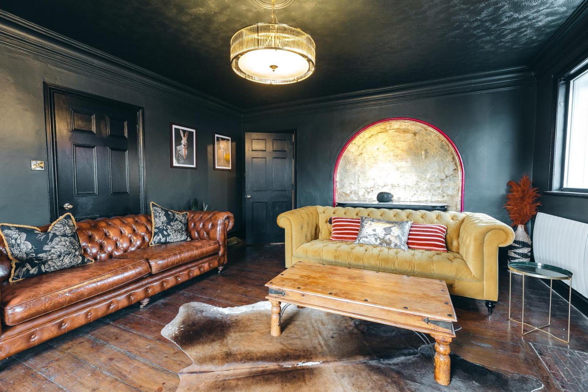 House With A Cinema And Games Room, Sleeps 17 Shrewsbury Extérieur photo